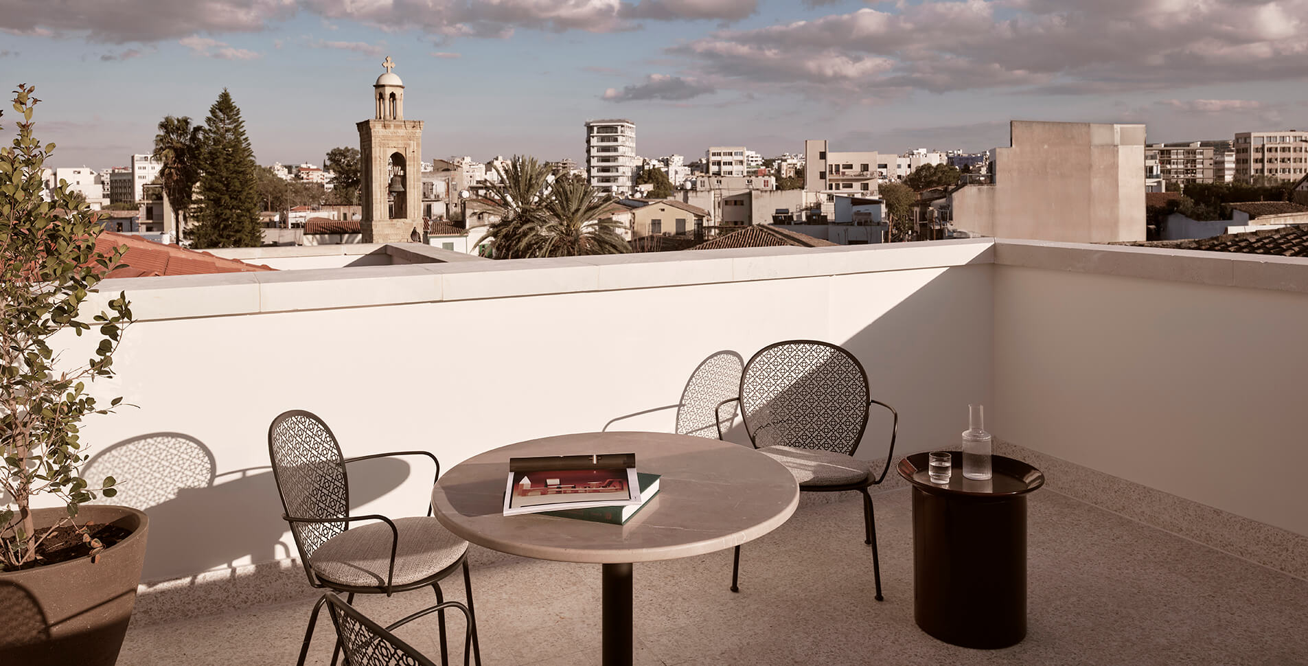 Grand & Luxe with Terrace